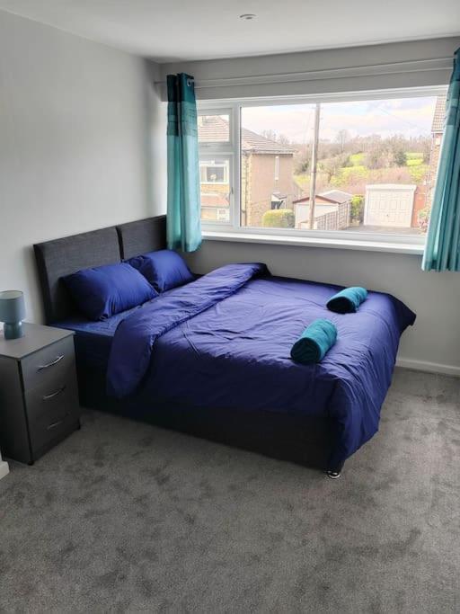 Cosy Brighouse 3 Bed House-Great For Contractors Apartment Exterior foto